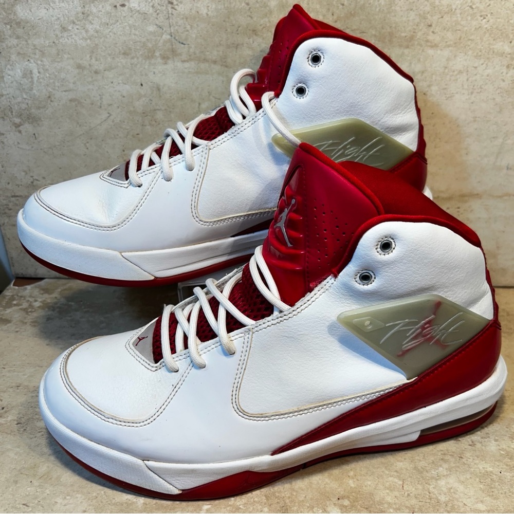 Jordan‎ Flight Luminary Mens 9.5 White Gym Red Basketball Shoes 705796-102